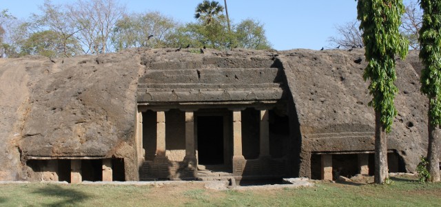 At present. these caves are locally known as Mahakali caves. These were referred as Kondivite or Kondivti caves by J M Campbell as these caves were near Kondivti village. There...