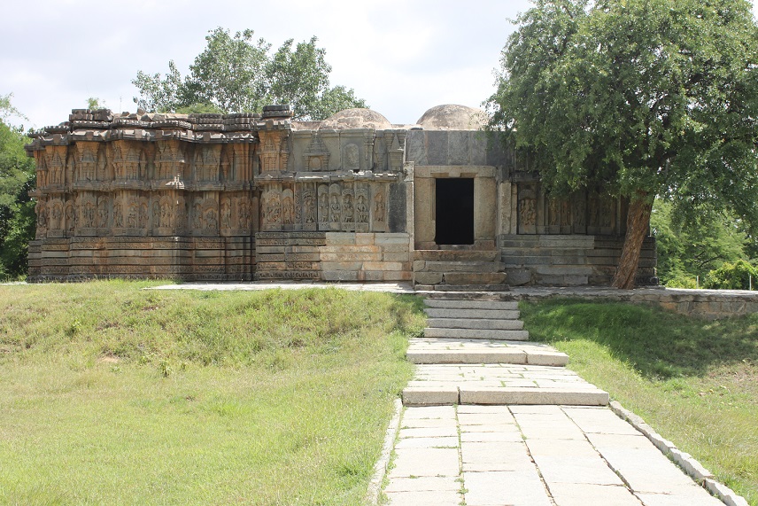 Nagalapura – Twin Hoysala Temples