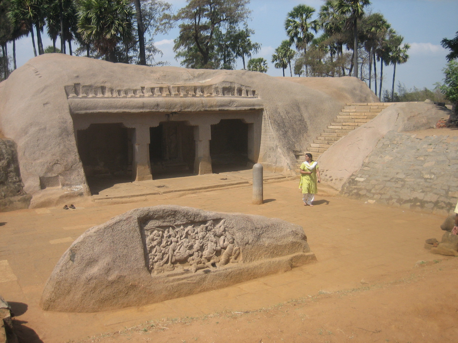 Mamallapuram – Atiranachanda Cave temple
