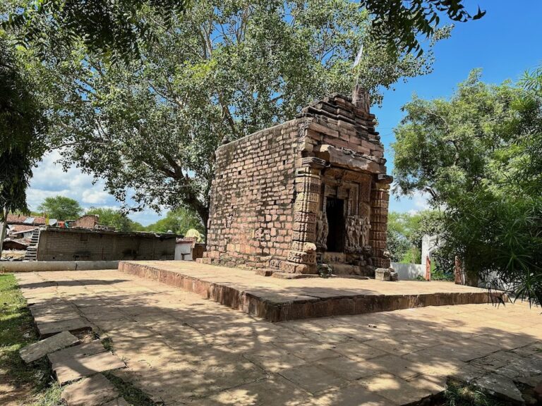 Ganiyari – Shiv Mandir